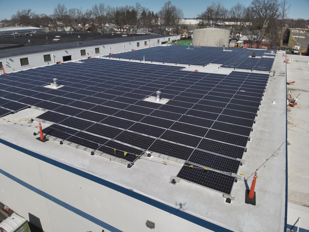 Smart Solar Solutions with Commercial Solar Panel Installation for New Jersey Businesses